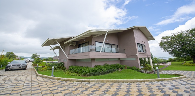 villa in Igatpuri on rent